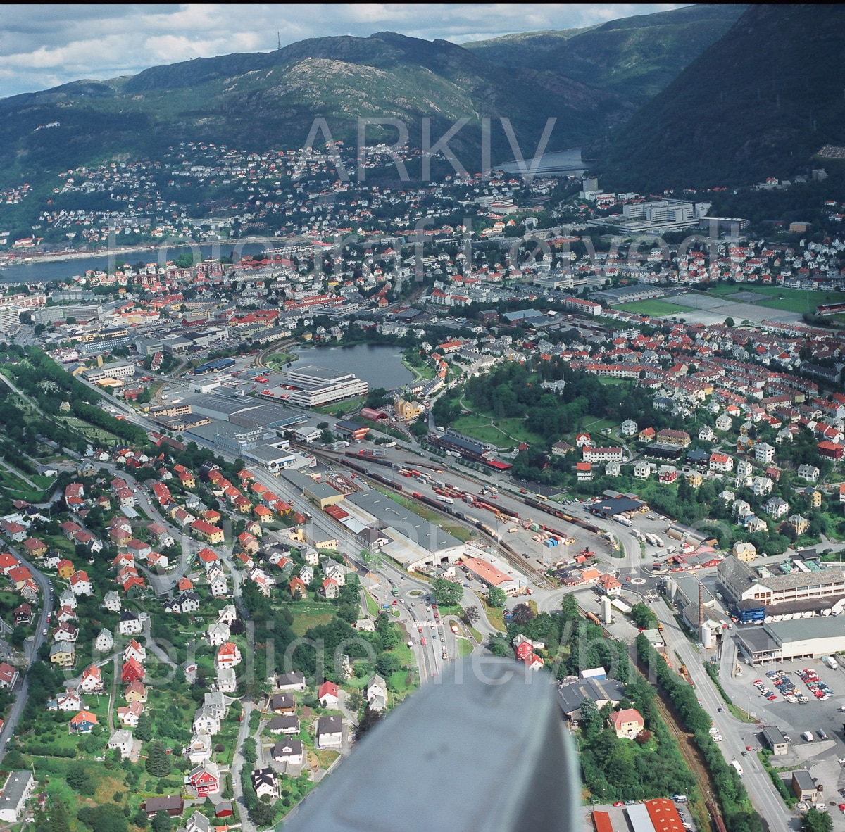 Arkiv 166